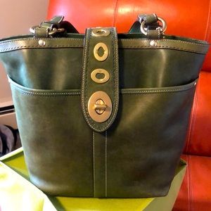 Beautiful Coach forest green bucket bag